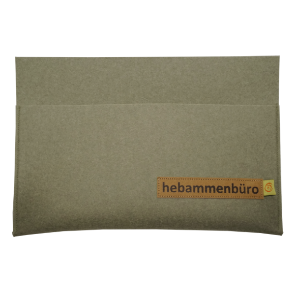 Minimalistische Karteikartentasche in der Farbe "Sand" mit der Aufschrift "hebammenbüro".